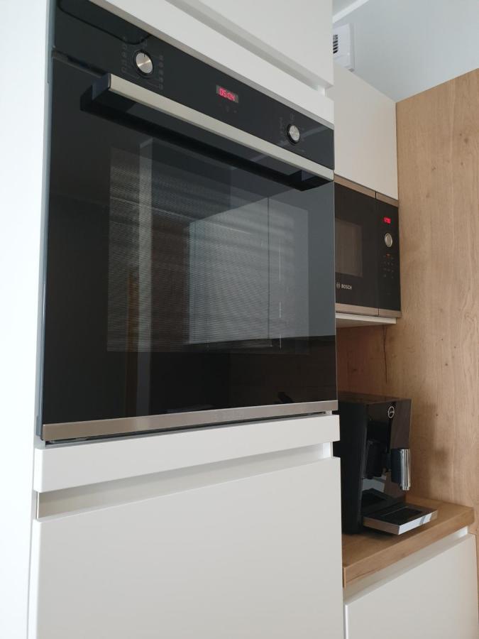 ,Private Apartment, Aircondition, Garage, Hd Tv Pl & De, Wifi, Fully Equipped, Near Beach 코워브제크 외부 사진
